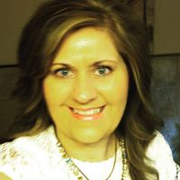 Lisa Looney Photo 6