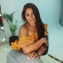 Carolina Betancur Photo 18