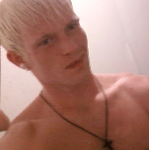 Ricky Whitaker Photo 35