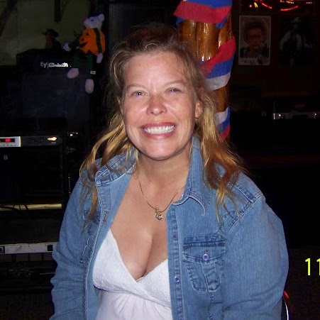 Connie Woods Photo 28
