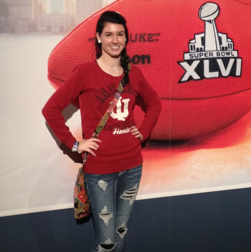 Samantha Lewis Photo 25