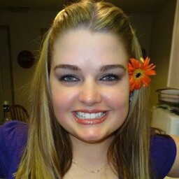 Stephanie Dyer Photo 33