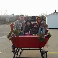 Angela Cunningham Photo 24