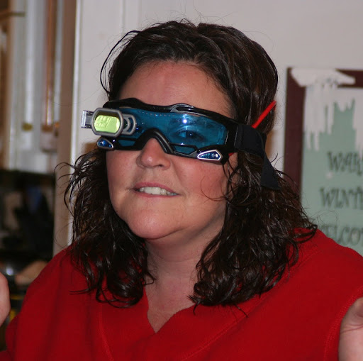 Traci Young Photo 38