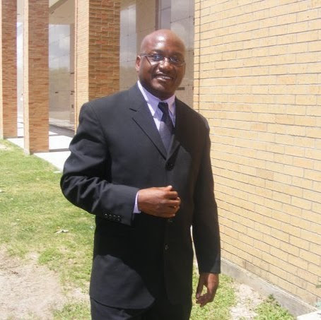 Stephen Carter Photo 54