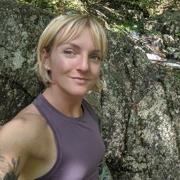 Samantha Cummings Photo 17