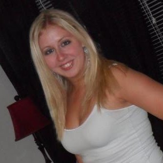 Melanie Adams Photo 39
