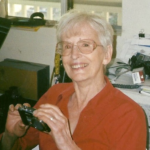 Natalie Baer Photo 22
