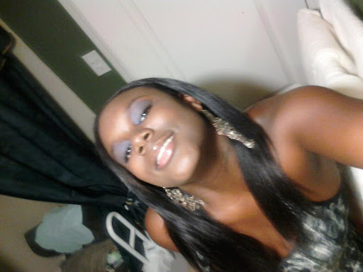 Tiffany Cochran Photo 37
