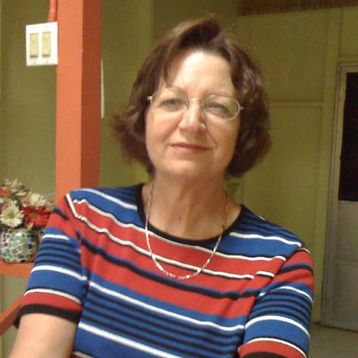 Karen Rowe Photo 16