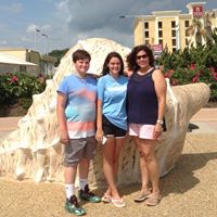 Victoria Burkett Photo 10