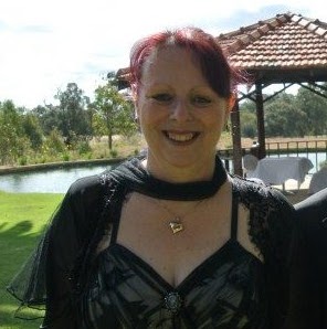 Wendy Green Photo 17