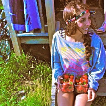 Anna Gallagher Photo 33