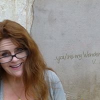Julie Kennedy Photo 50