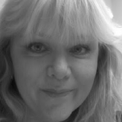 Deanna Marks Photo 35