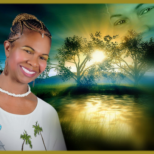 Vanessa Davis Photo 17