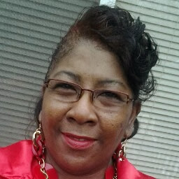 Clarissa Moore Photo 20