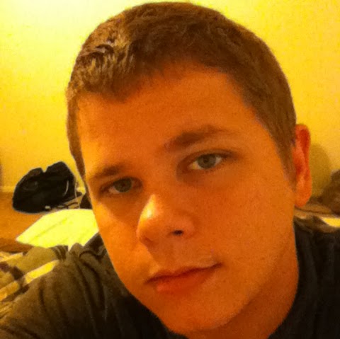 Nicholas Davis Photo 30