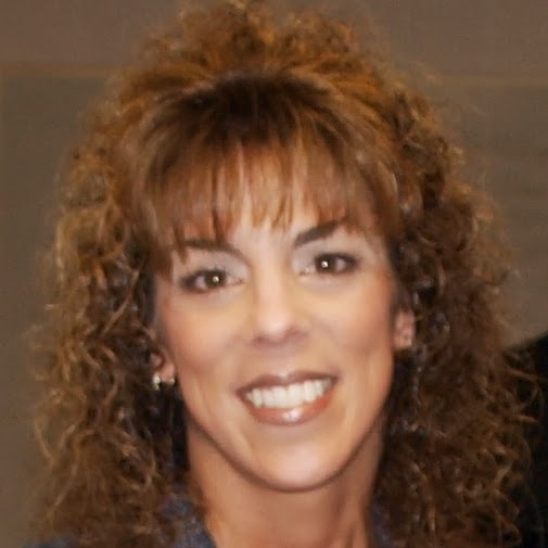 Renee Keller Photo 18