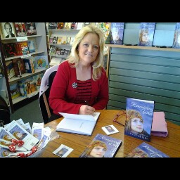 Jenny Miller Photo 36