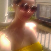 Stefanie Poole Photo 5