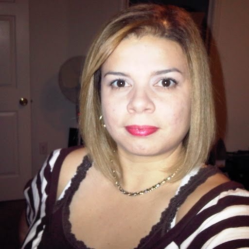 Angelina Gonzalez Photo 37
