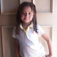 Jazmin Robles Photo 4