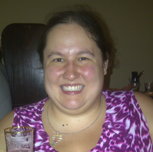 Elizabeth Michael Photo 14