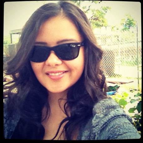 Cynthia Vela Photo 12
