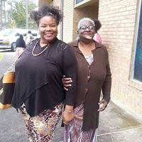 Vicki Adams Photo 32