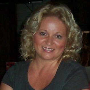Lina Jones Photo 35