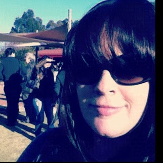 Alicia Burrows Photo 7