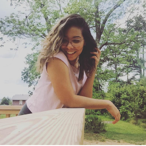 Amy Correa Photo 16
