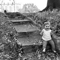 Robin Bray Photo 34