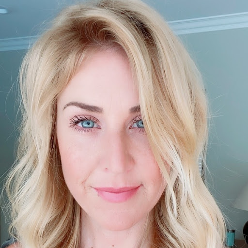 Sara Newton Photo 10