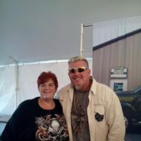 Lisa Combs Photo 36