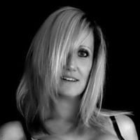 Michelle Staples Photo 10