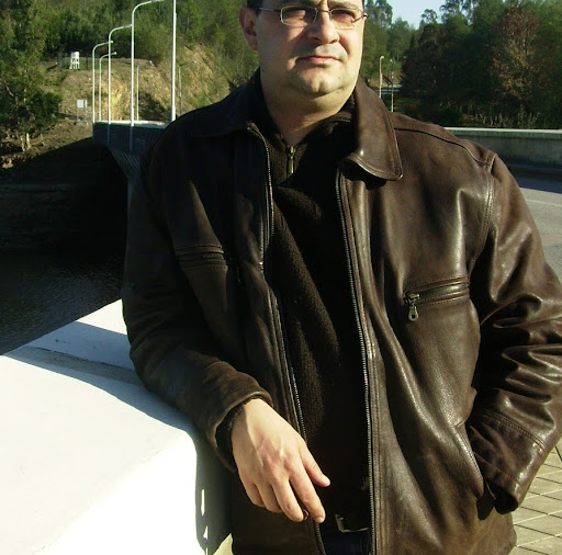 Jorge Santos Photo 8