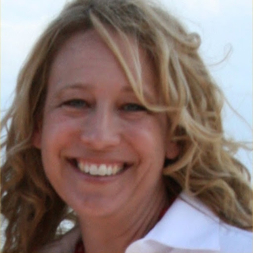 Ann Gray Photo 34