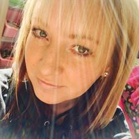 Holly Warner Photo 25