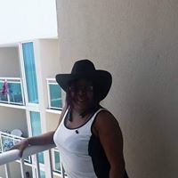 Tanya Thompson Photo 26