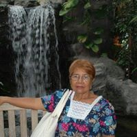 Rosalina Santos Photo 14