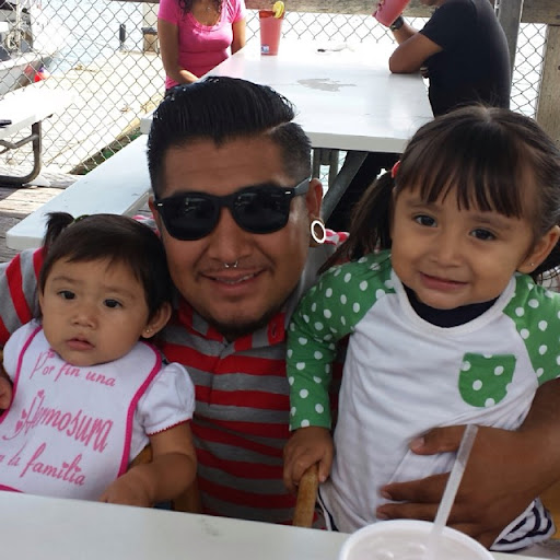 Victor Torres Photo 48