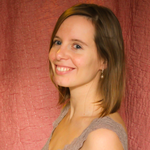 Valerie Hart Photo 31