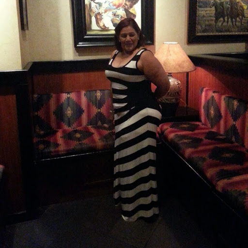 Ruth Velazquez Photo 25