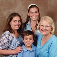Linda Keyser Photo 25
