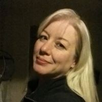 Angela Hensley Photo 25
