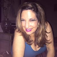 Lori Silverstein Photo 24