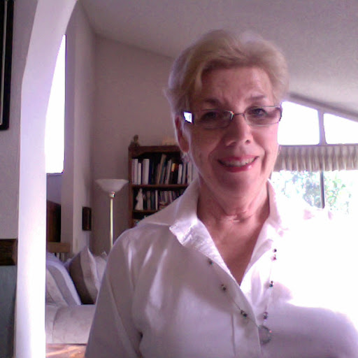 Teresa Wolf Photo 27