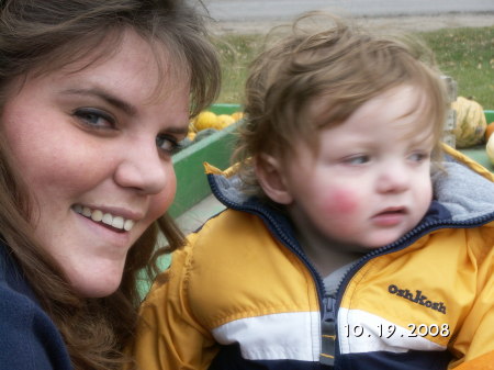 Lisa Winters Photo 31